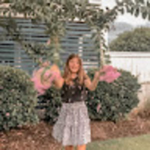 Meet your Posher, Norah